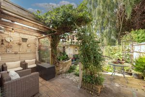 Photo 16- click for photo gallery